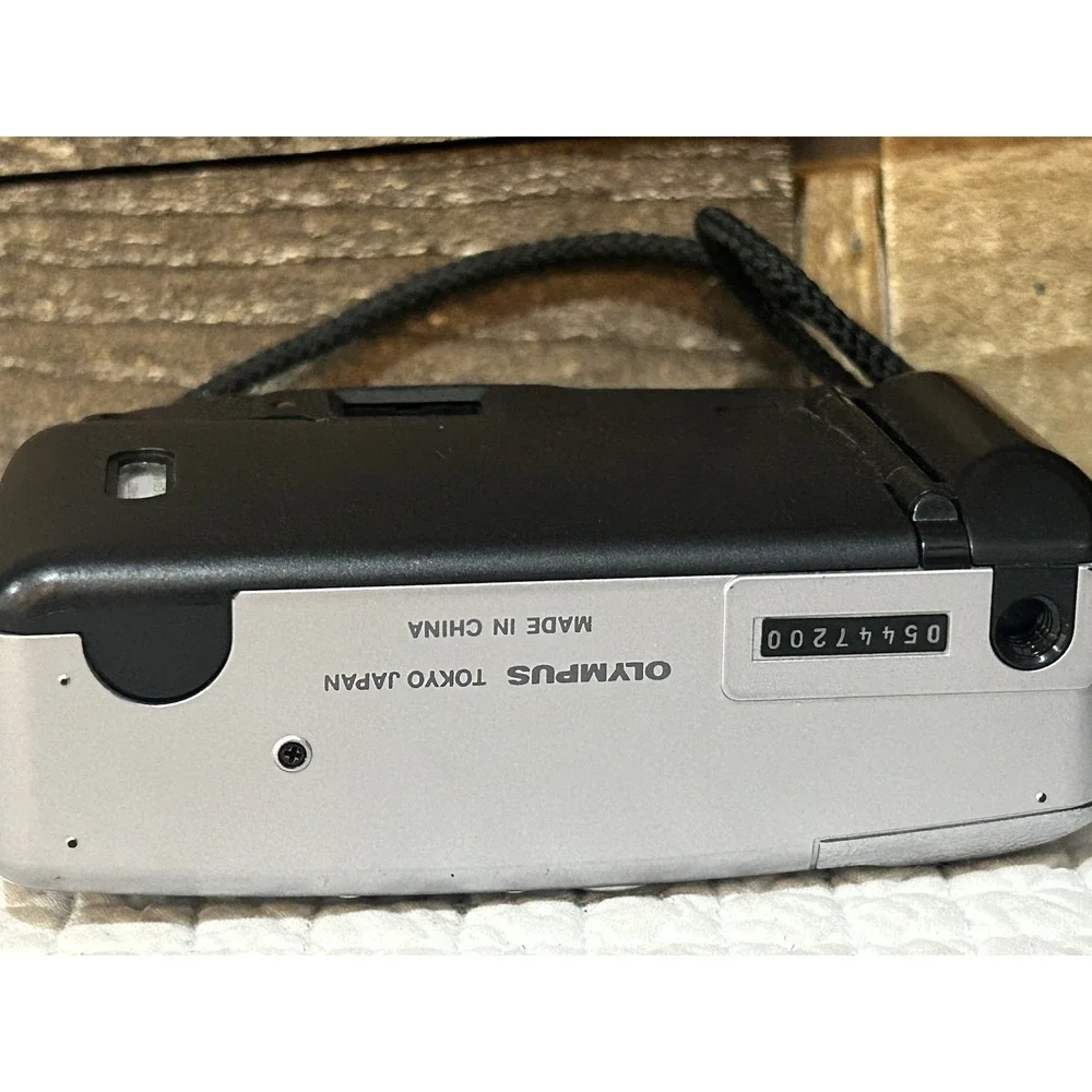 Olympus Infinity XB AF 35mm Film Camera with Autofocus Works